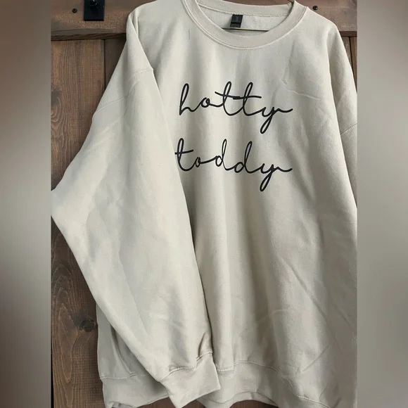 Ole Miss "Hotty Toddy" NWOT Women's Cream Sweatshirt XXL - Picture 3 of 5